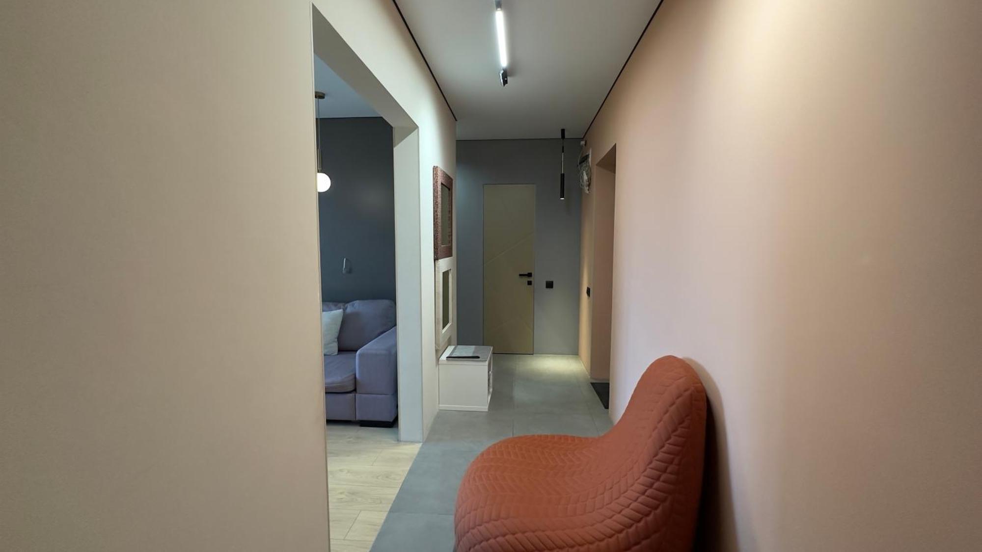 2 Room Modern Apartment View Dnipro Esterno foto