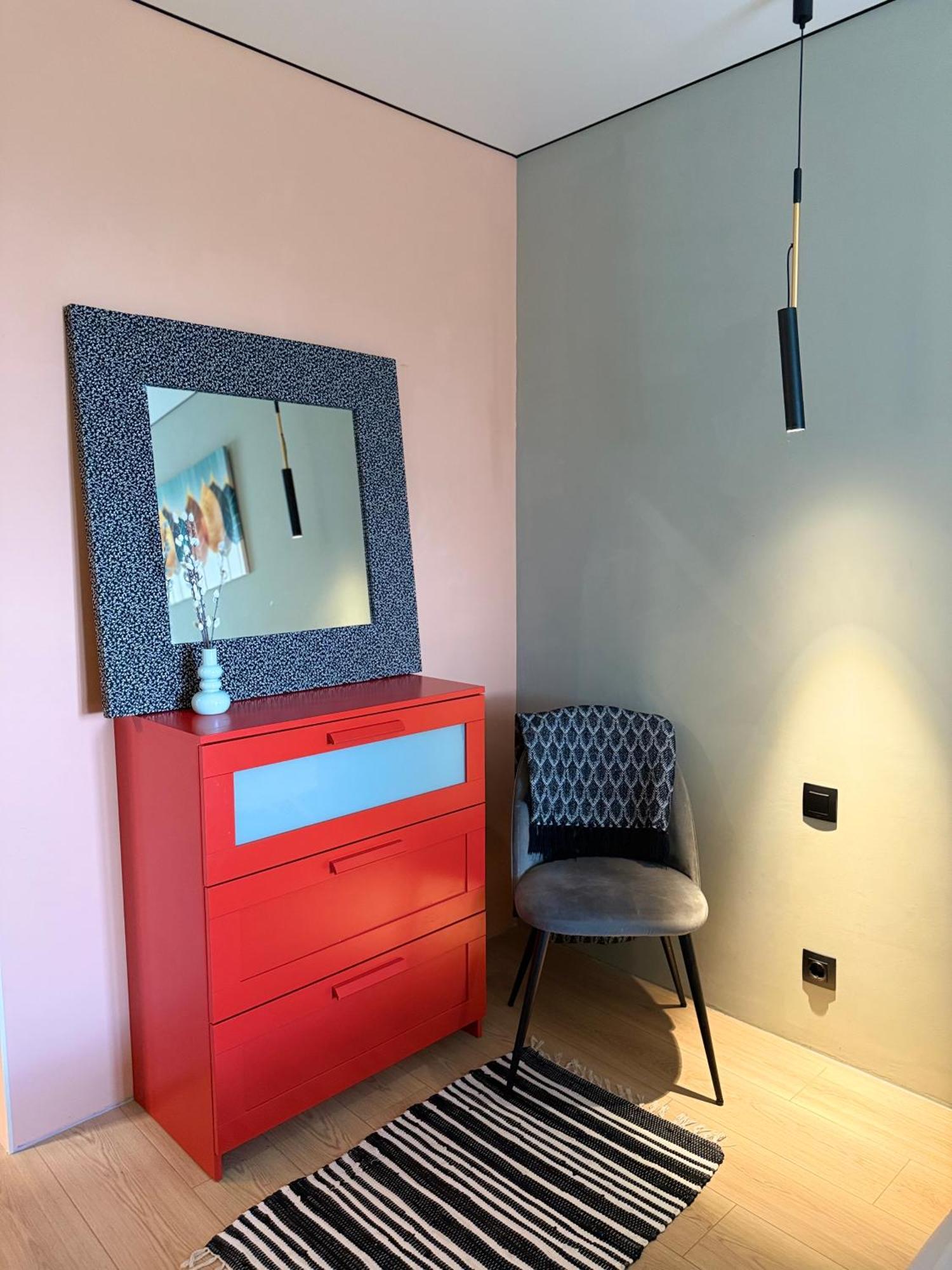 2 Room Modern Apartment View Dnipro Esterno foto