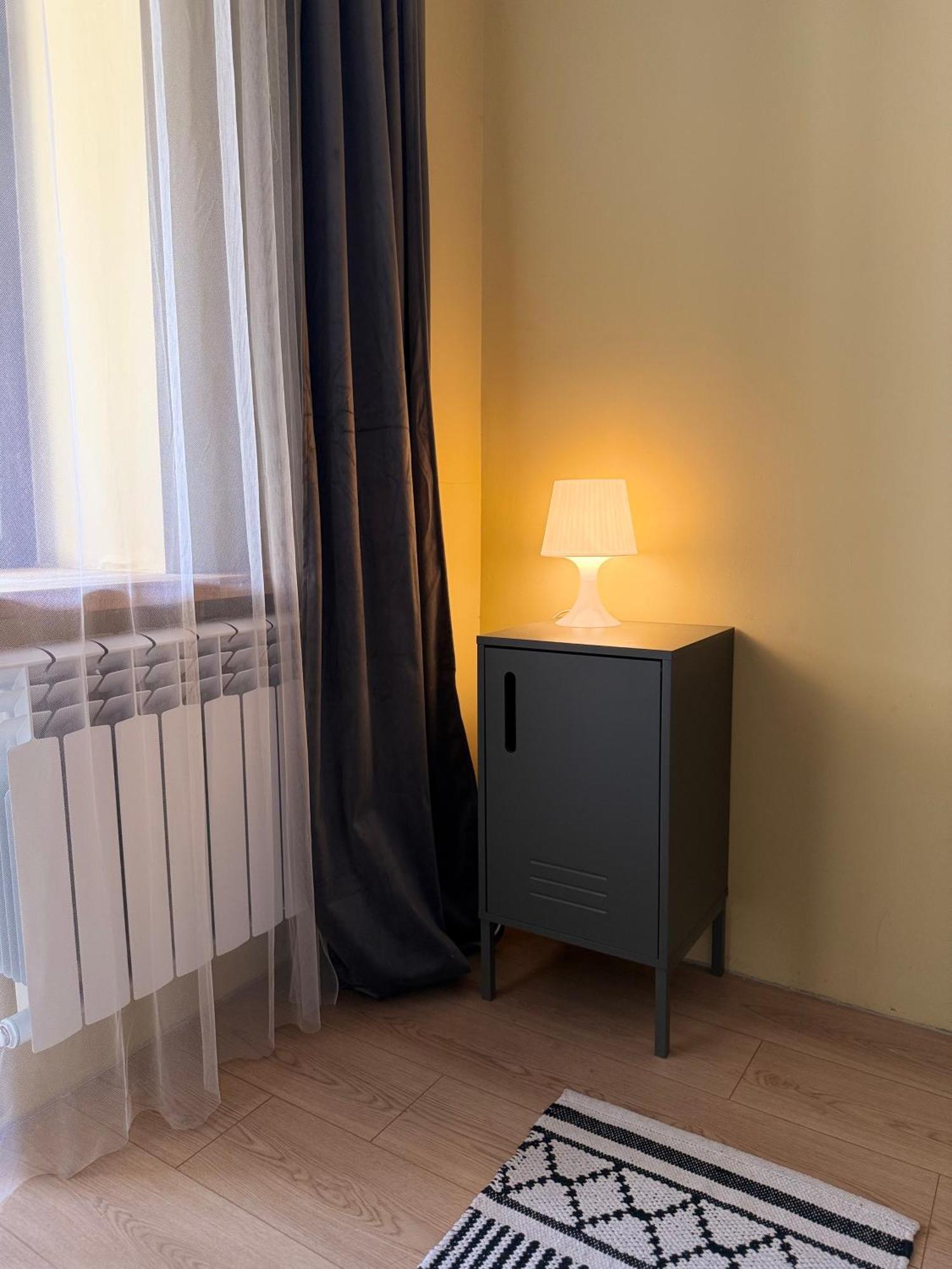 2 Room Modern Apartment View Dnipro Esterno foto